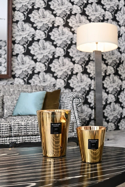 Les Exclusives свеча Max One Aurum 190г